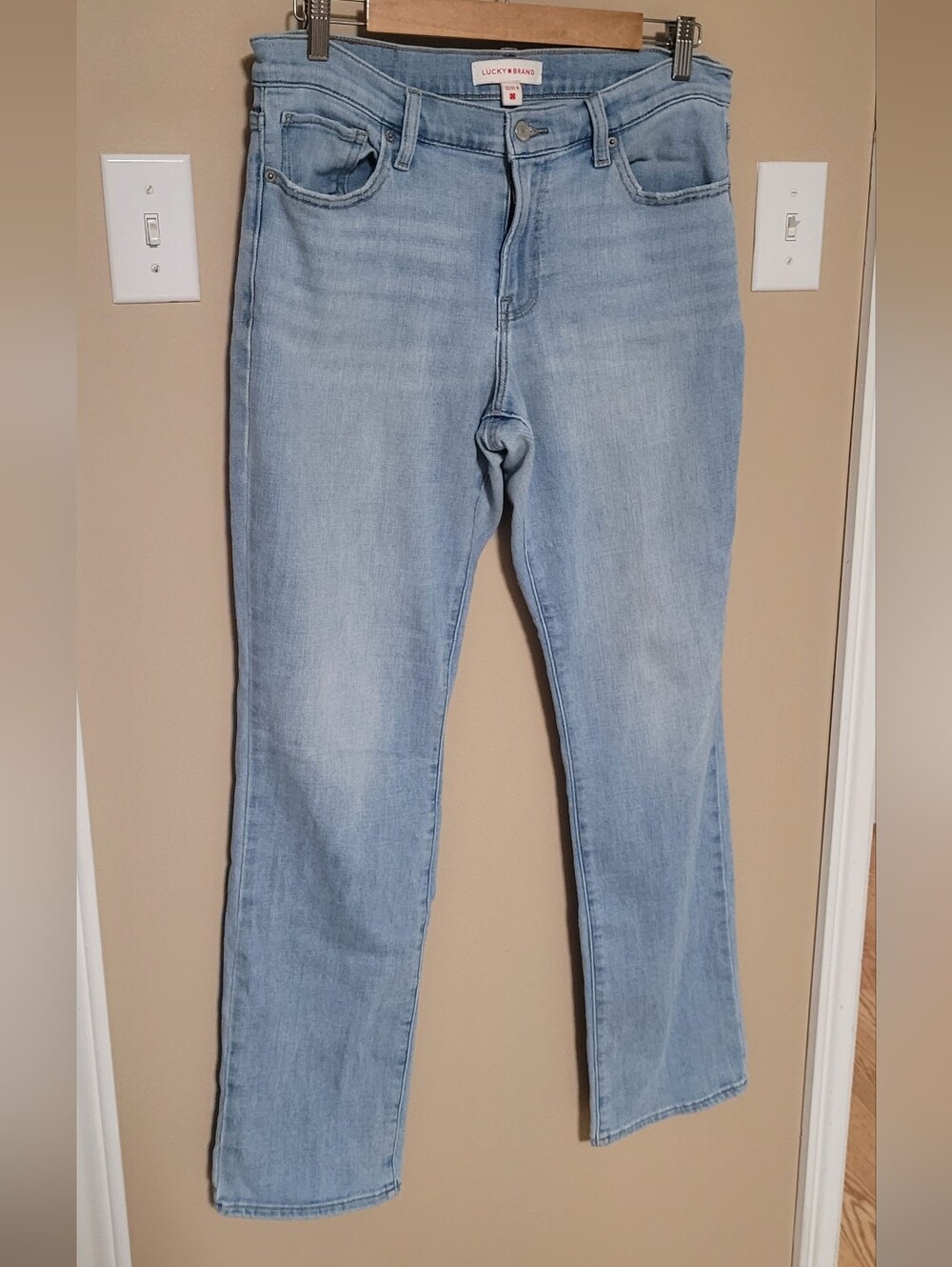 Lucky Brand Jeans in Light Blue Wash